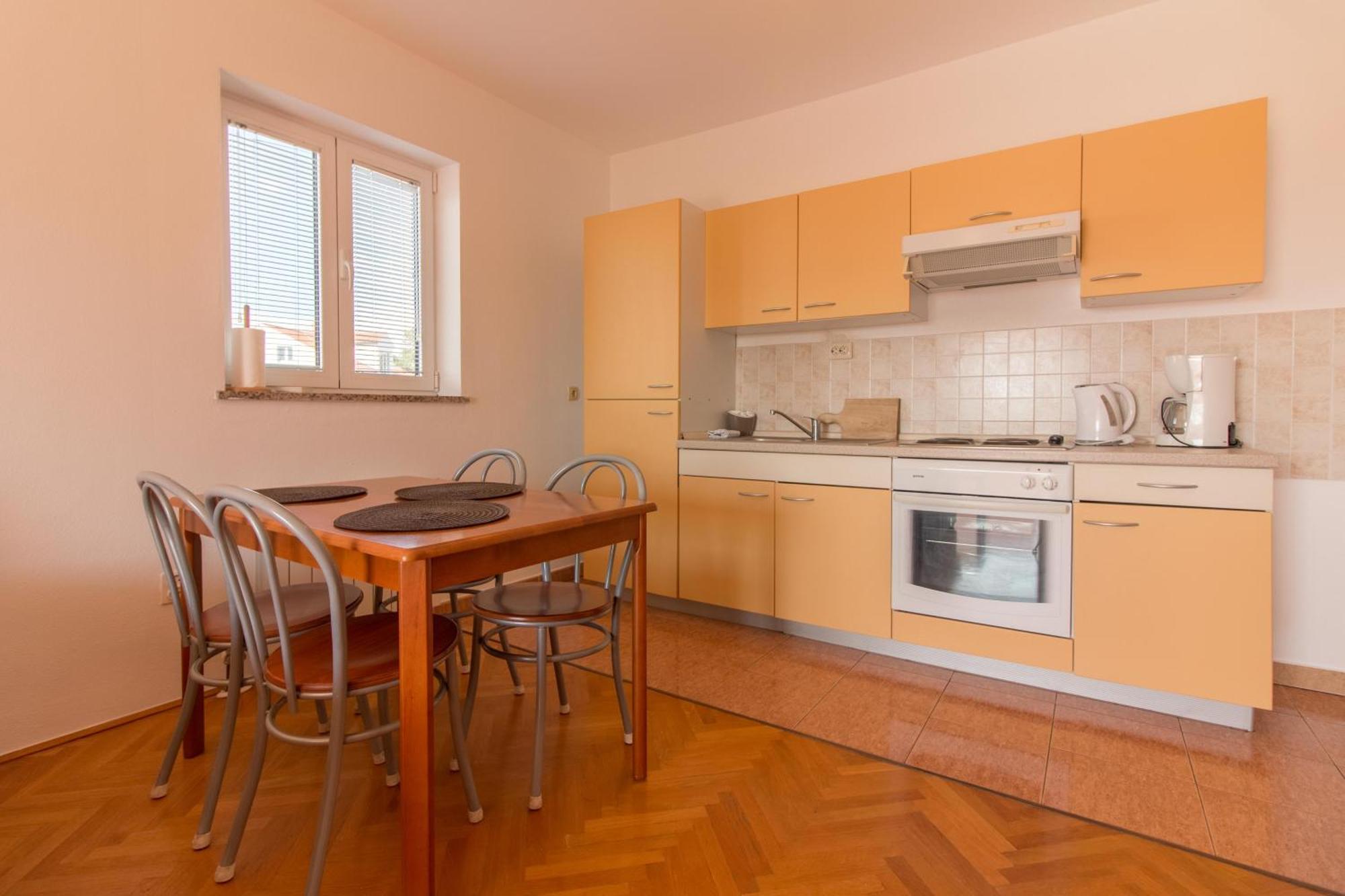 Malinska - Apartment Glavas Ngoại thất bức ảnh